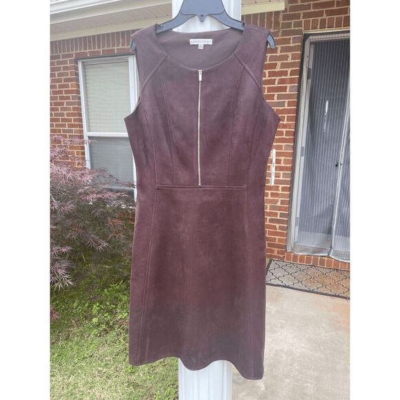 Sandra Darren Women's Chocolate Scoop Neck Sleeveless Knee Length Dress Size 10 - Picture 1 of 9